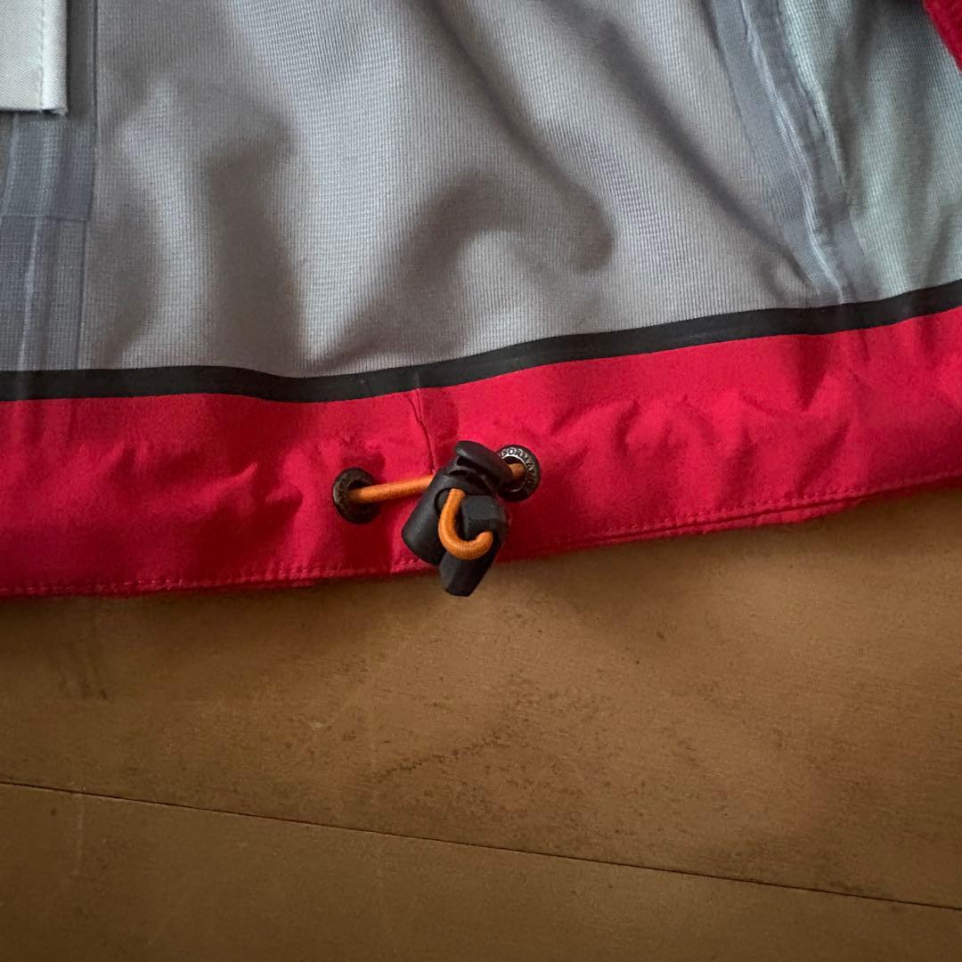 さ**様 ピークパフォーマンス スキーウェア レディースS 上下セット スノーボ