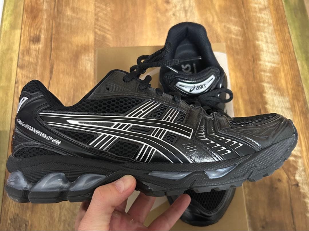 ASICS GEL-KAYANO 14 ブラック