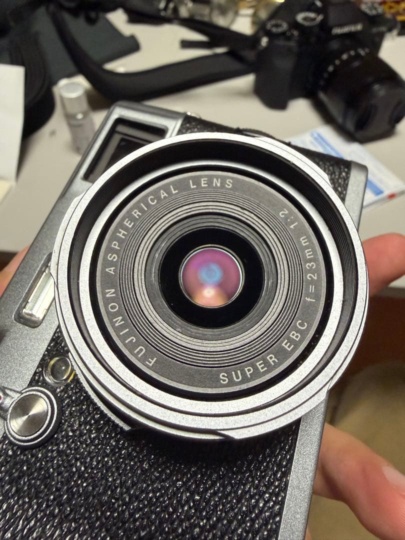 FUJIFILM X100 コンパクトデジタルカメラ