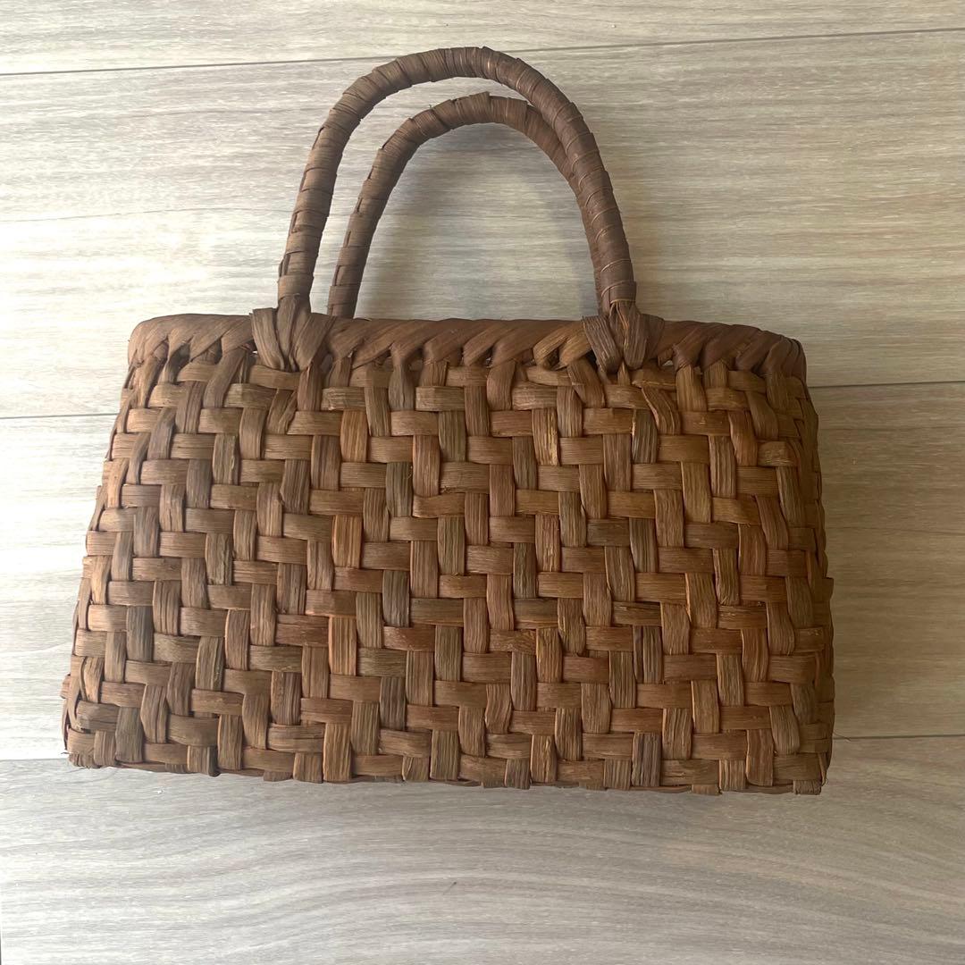 お取り置き　山葡萄カゴバッグ