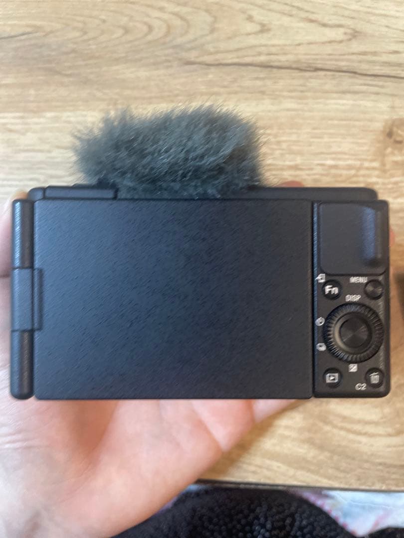 SONY ZV-1(海外版) & ハンドグリップ& バッテリーSDカード付!