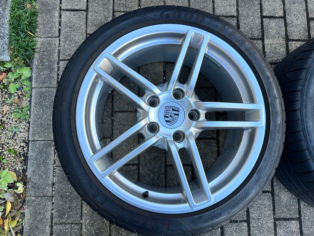 【バリ溝 N0 承認】ポルシェ 991 純正 19inグッドイヤーホイールセット