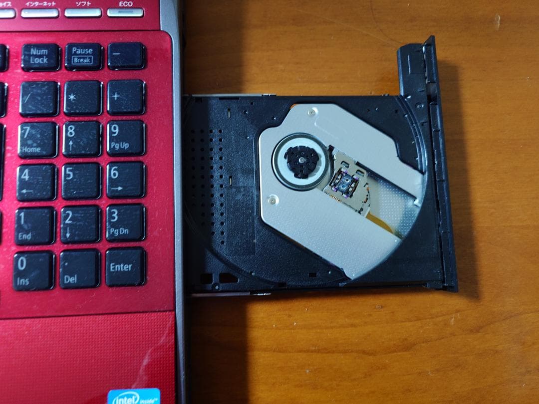 n*a様 NEC LaVie PC-LL750FS1SR　ノートPC