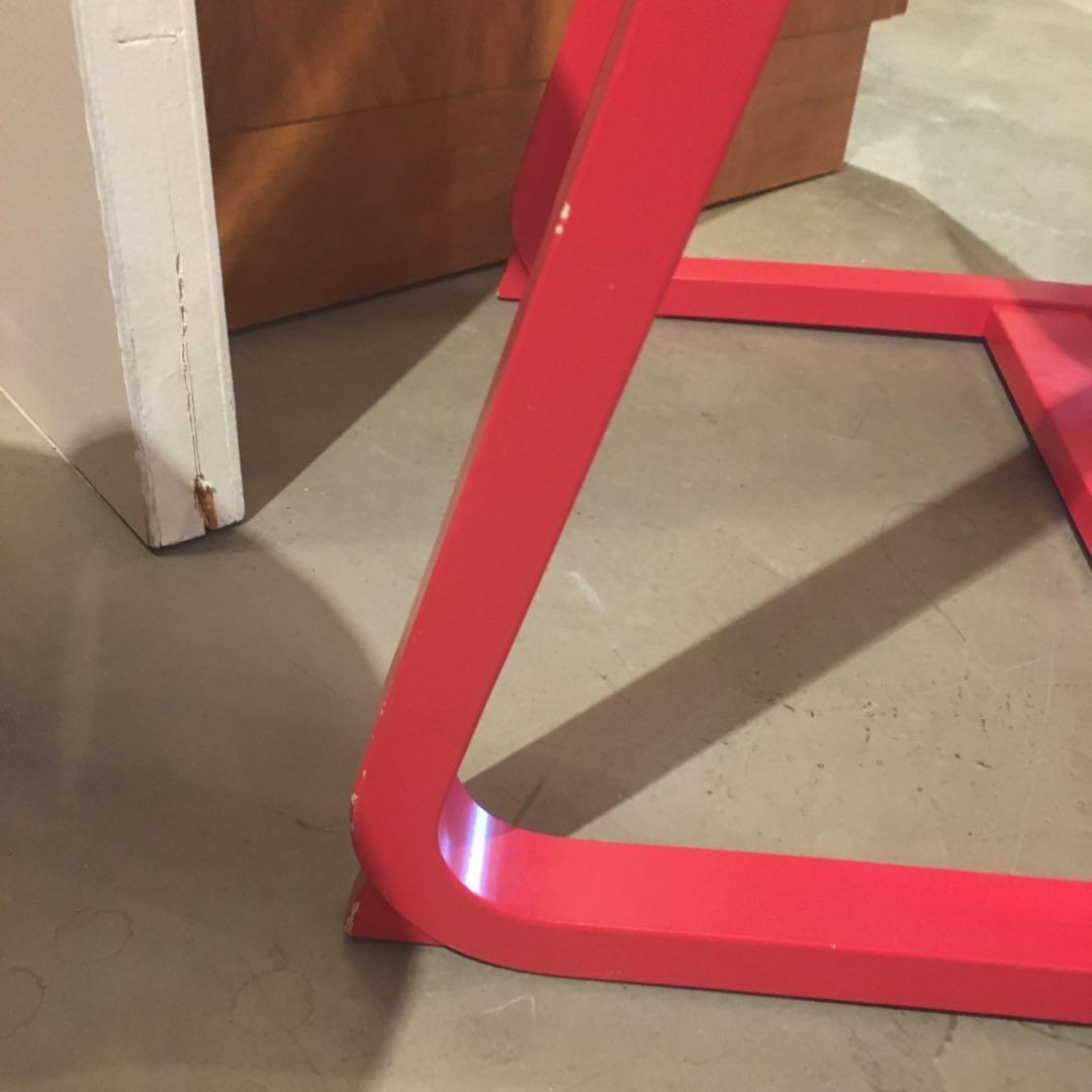 アップライトチェア　展示品　赤