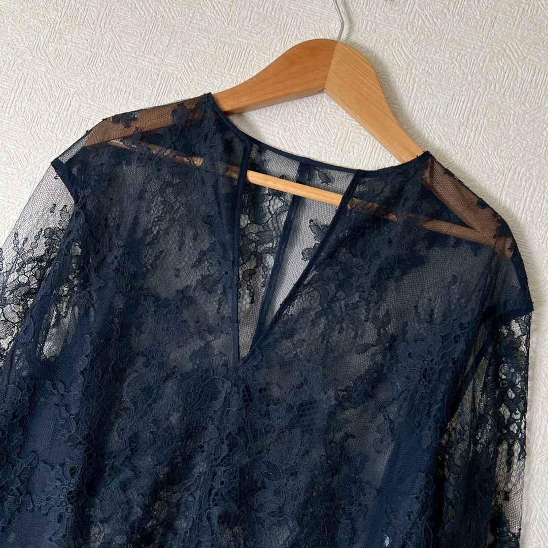 MADISONBLUE フラワーモチーフレースプルオーバーブラウス ネイビー