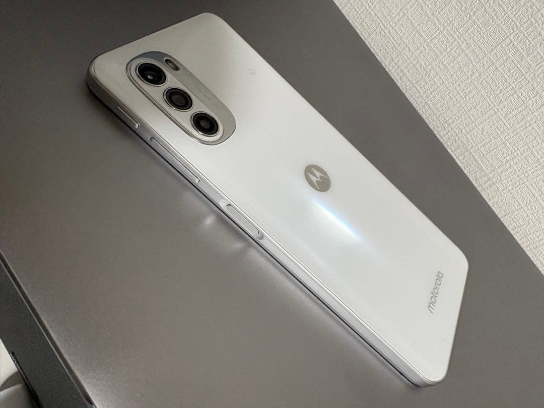 Motorola moto g52j 5G 本体 ホワイト