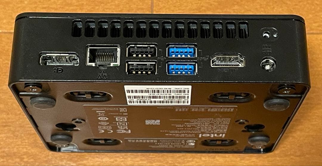 Intel NUC 11 (第11世代 N6005 16GB)