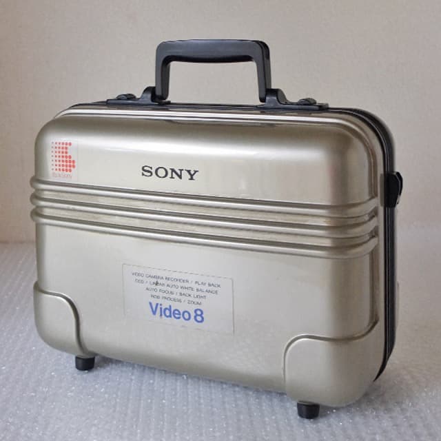 ヴィンテージ ソニー ビデオ8 カムコーダー用 ハードケース LC V814