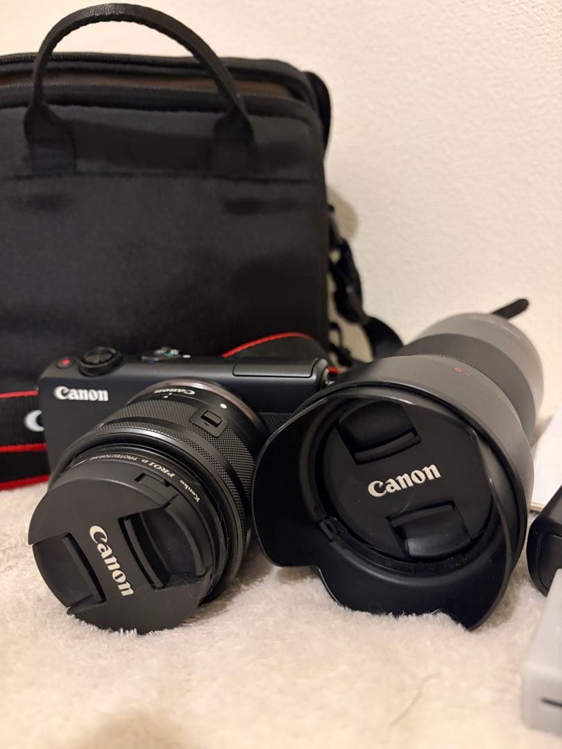Canon ミラーレス一眼カメラ 2本レンズ付き