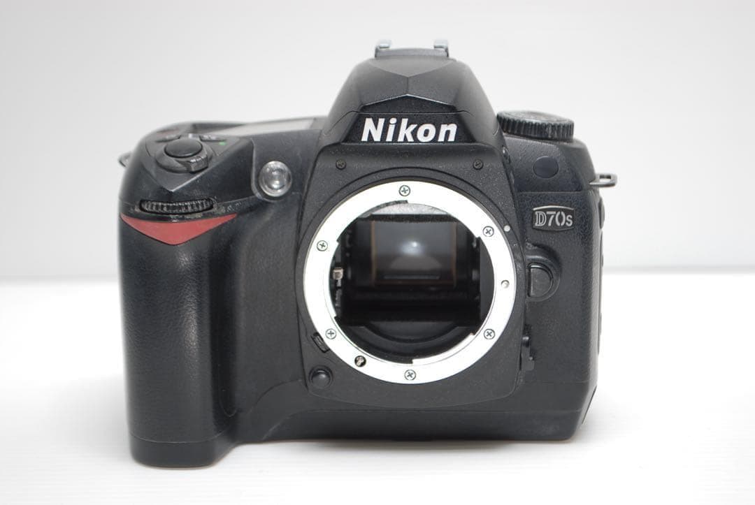 ❤️Nikon D70s❤️すぐ撮影ができる 操作性抜群 バッテリーの持ち◎