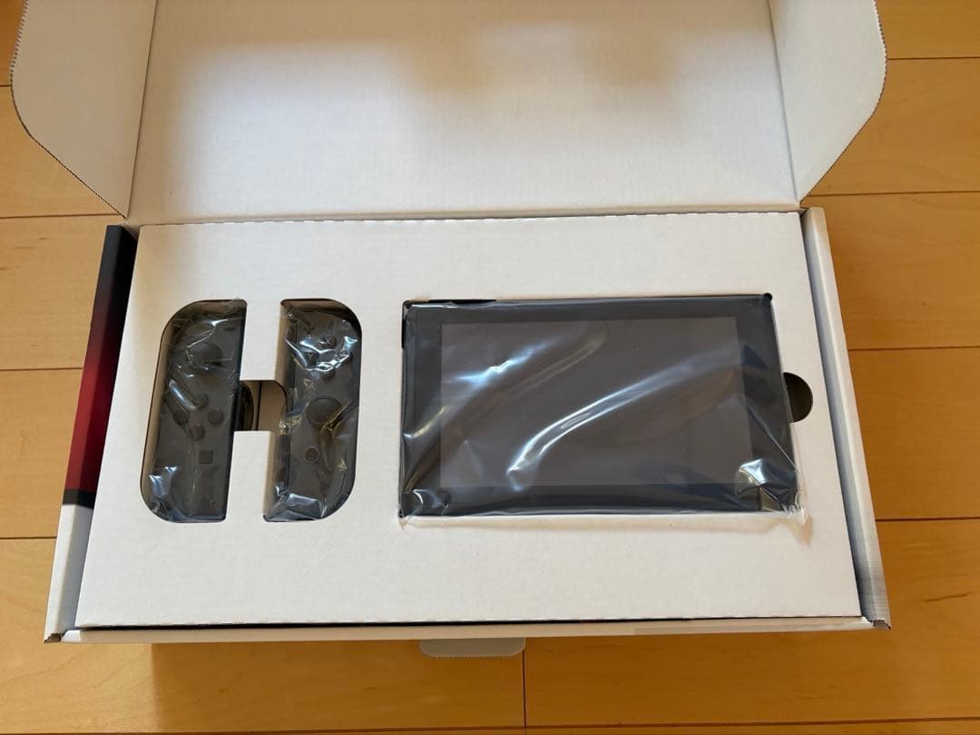 Switch Nintendo Switch (おまけ)純正ケースつき