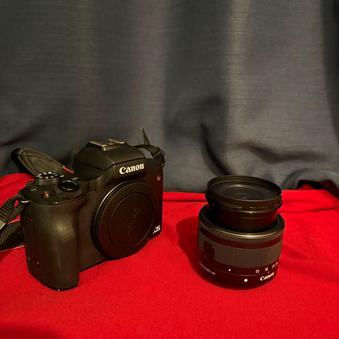 Canon EOS KISS M レンズキット