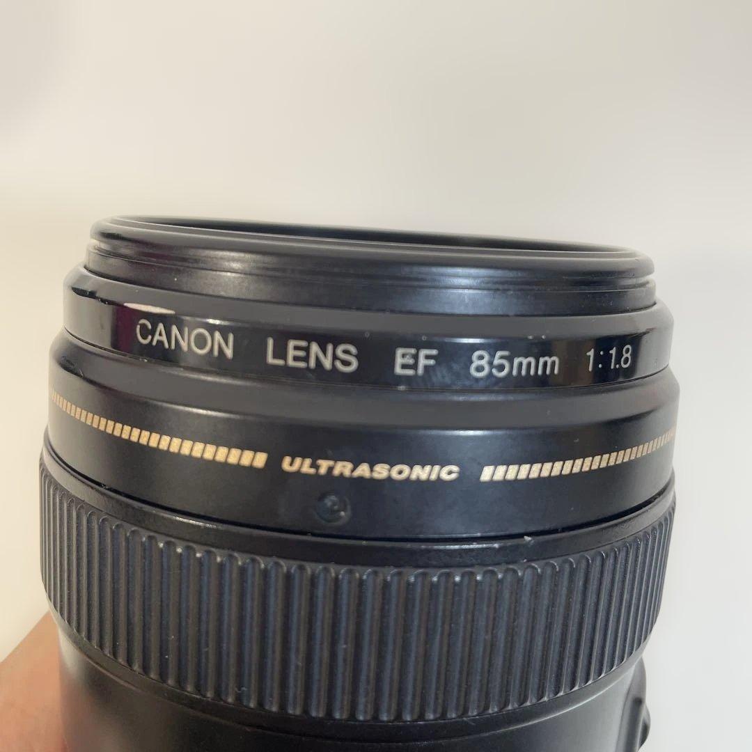 CANON EF 85mm f/1.8 単焦点