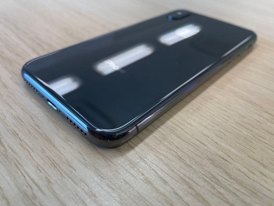 Apple iPhone X 64GB SIMフリー
