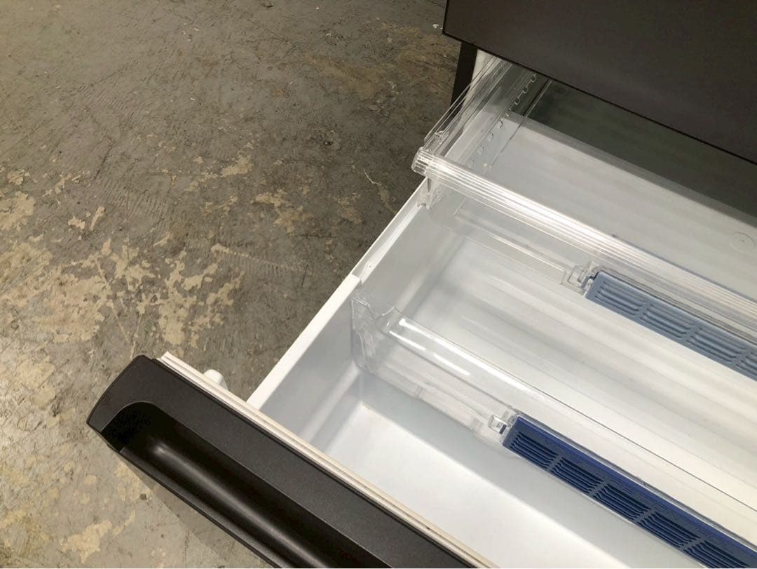 H*y様 HAパナソニック NR-F556WPX-H 6ドア冷蔵庫 550L 2