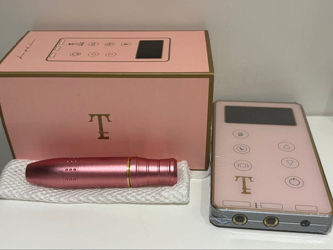 【新品】アートメイクマシンピンク　T‘s key