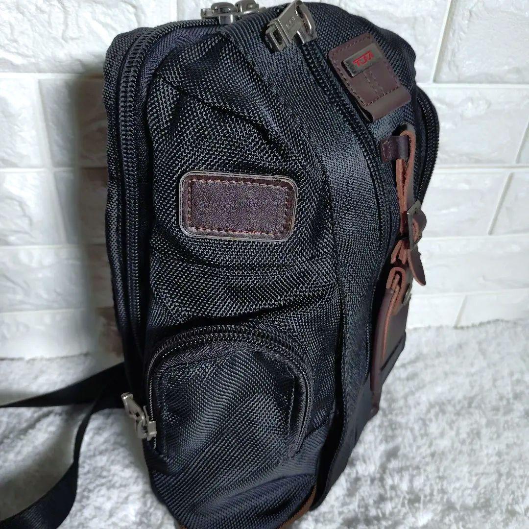 TUMI トゥミ モントレースリング ボディーバッグ ブラック