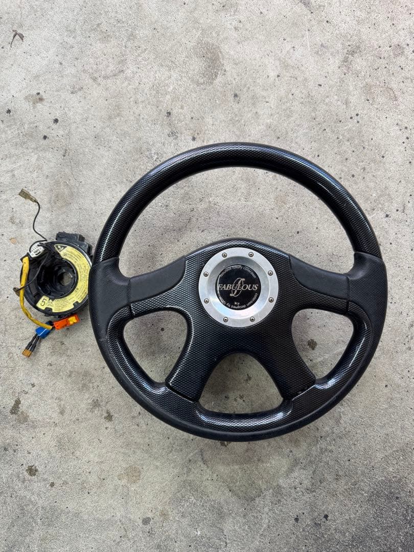ファブレス ステアリング FABULOUS
