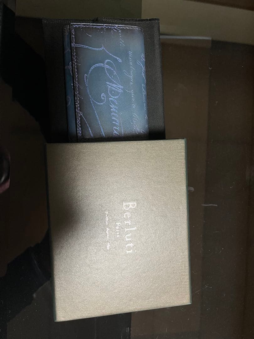 希少Berluti 名刺入れ アメジストパティーヌ