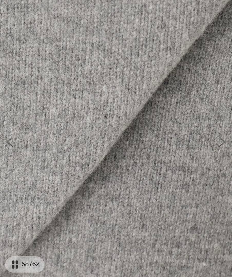 【未使用】MUSIC DEEP V ルーズプルオーバー