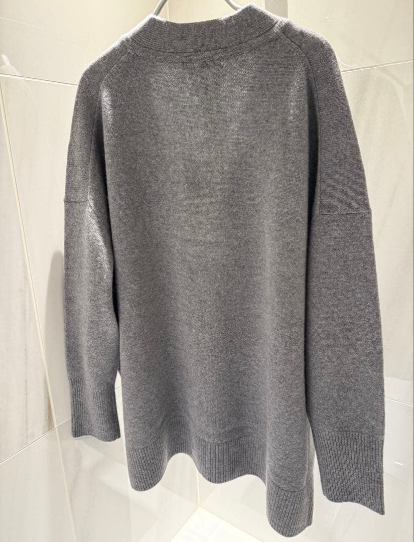 【未使用】MUSIC DEEP V ルーズプルオーバー