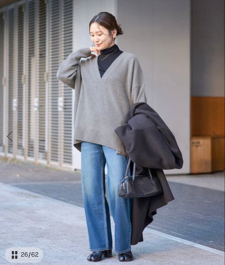 【未使用】MUSIC DEEP V ルーズプルオーバー