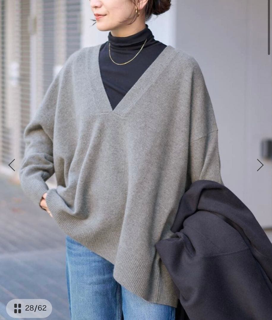 【未使用】MUSIC DEEP V ルーズプルオーバー