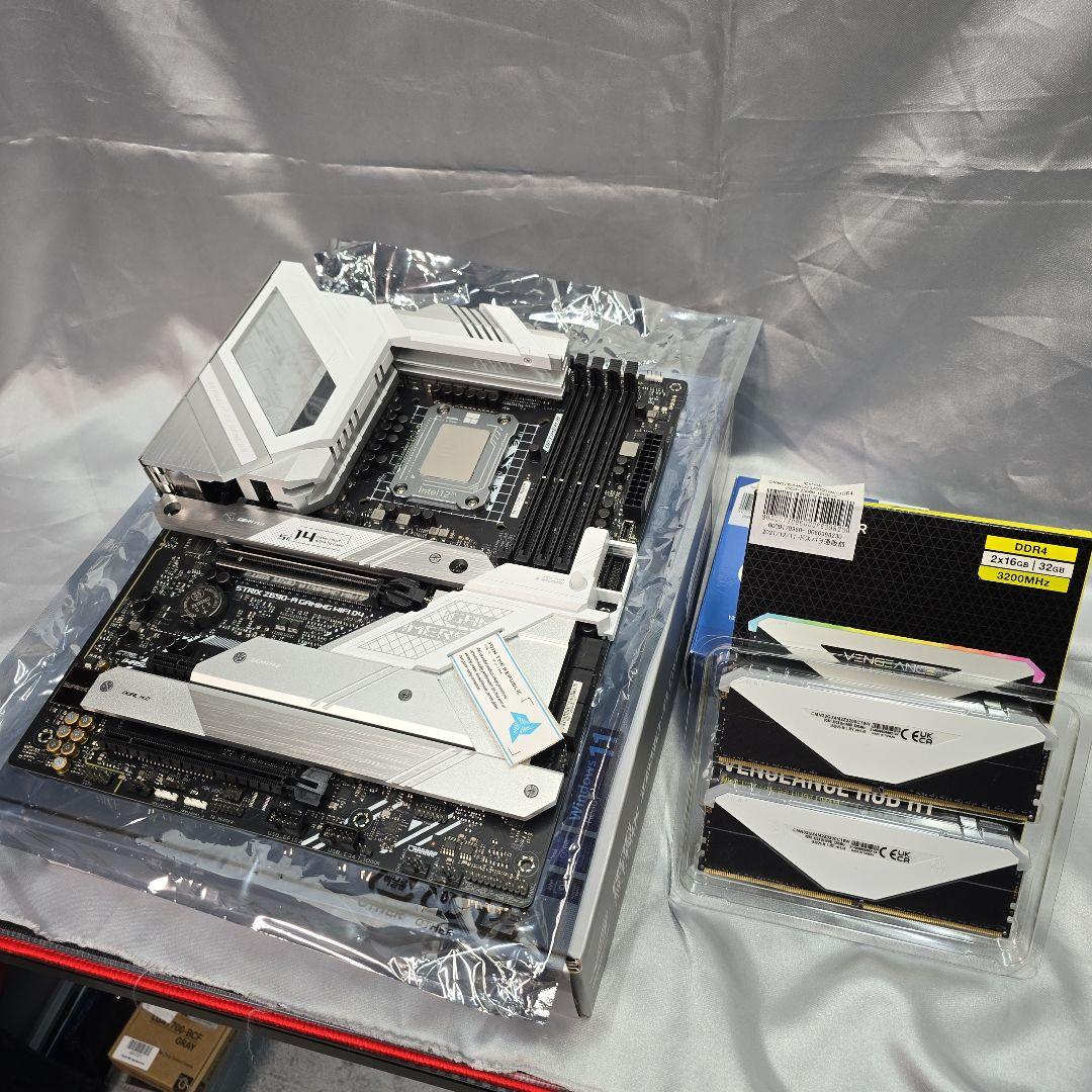 マザーボード ROG STRIX Z690-A GAMEING D4 i7-13700K