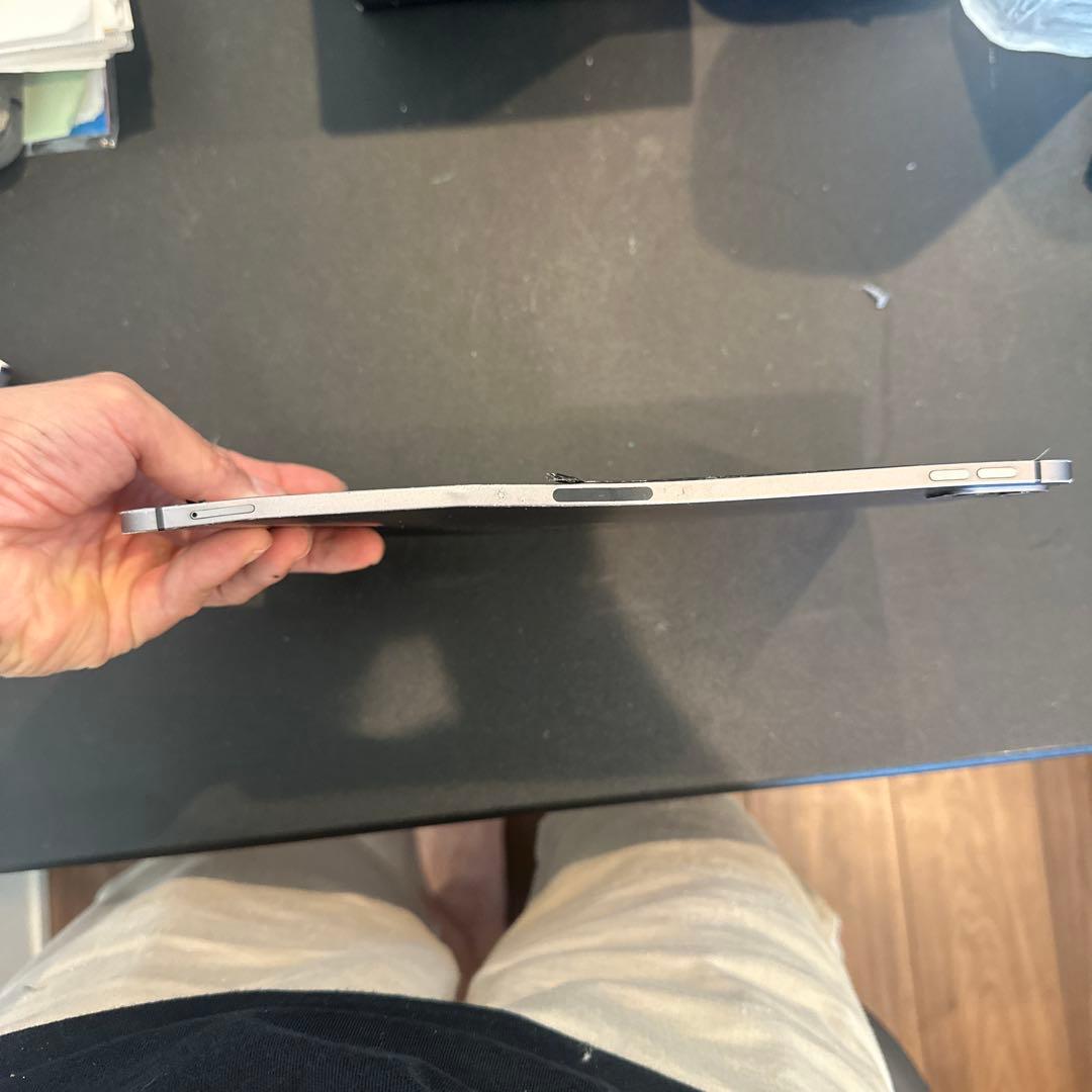 iPad Pro 11インチ Wi-Fi + Cellularジャンク品