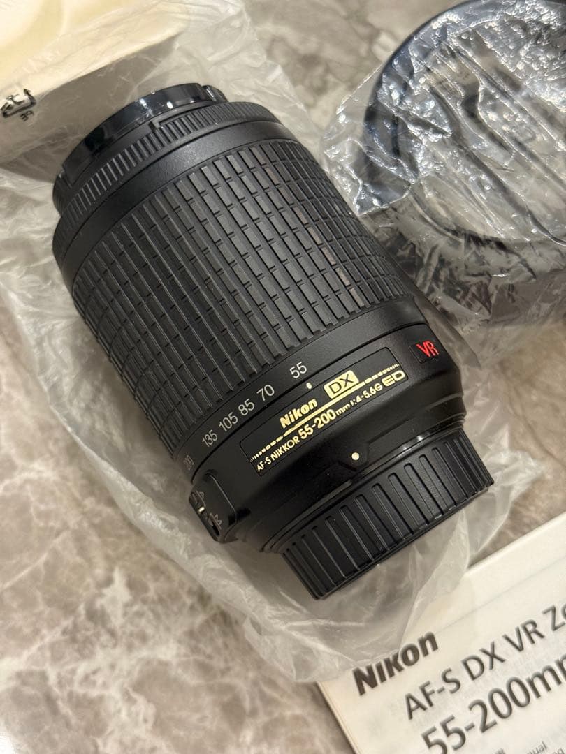 【即発送！美品】Nikon AF-S DX VR 55-200mm レンズ
