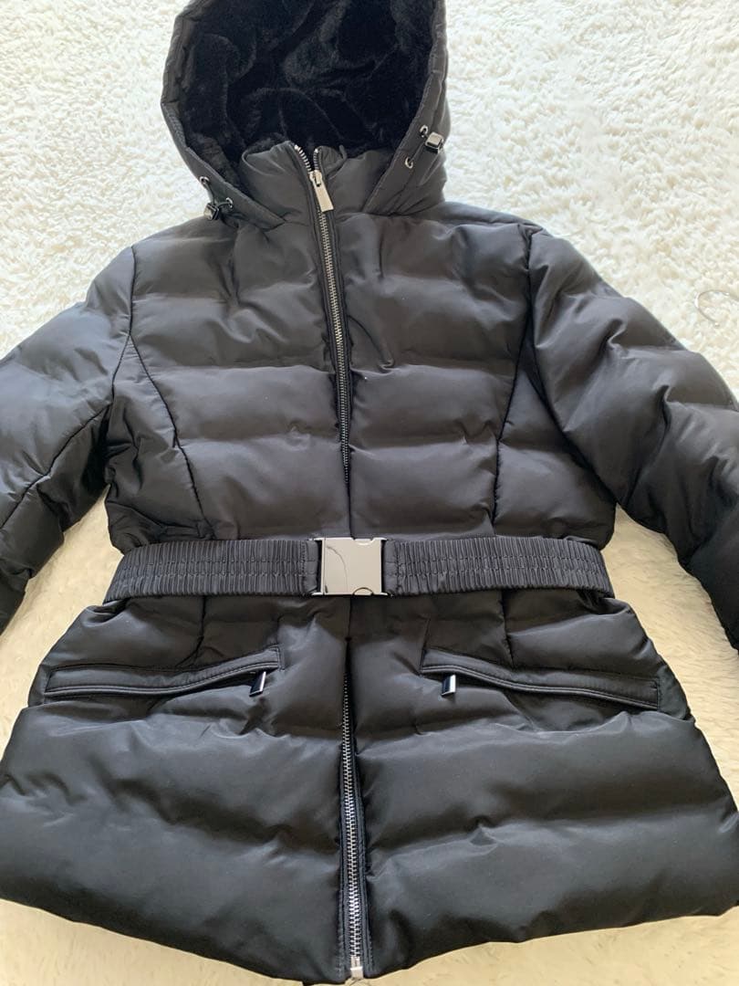 ZARAフード付き 黒 ショートダウンジャケットSサイズ