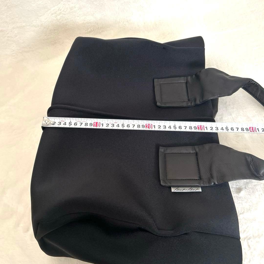 ✨極美品✨【kawa-kawa】カワカワ ボストン級軽量バック黒色　L サイズ