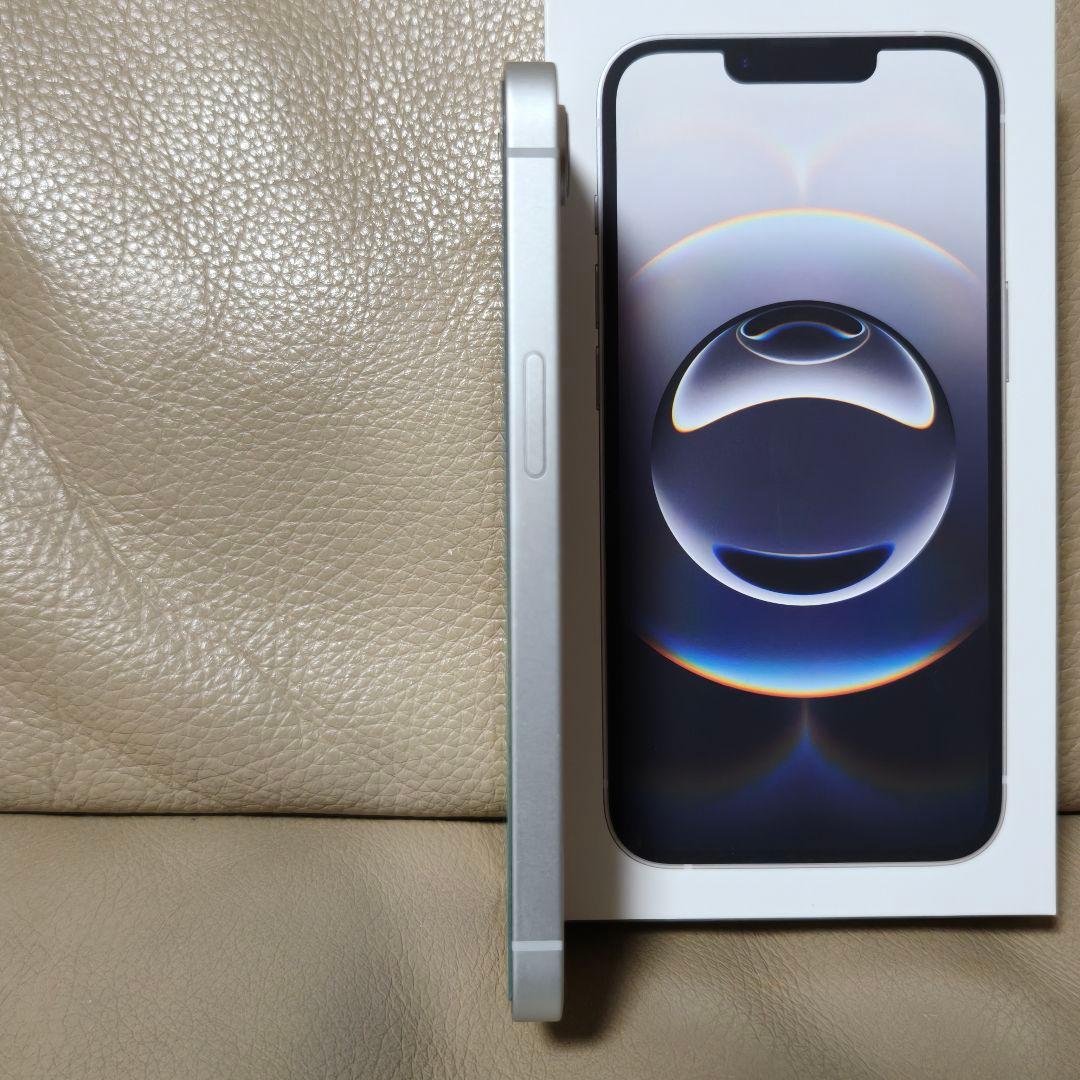 【美品】iPhone16e 128G ホワイト SIMフリー