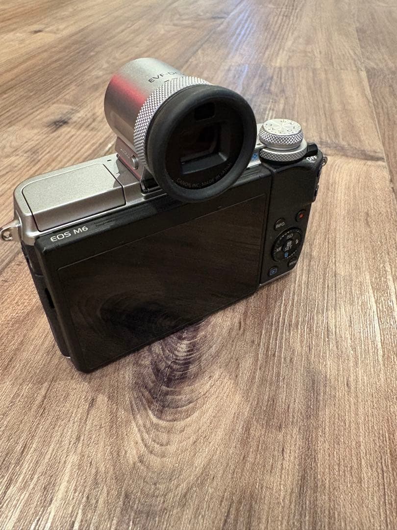 Canon EOS M6 ミラーレスカメラ おまけ付き