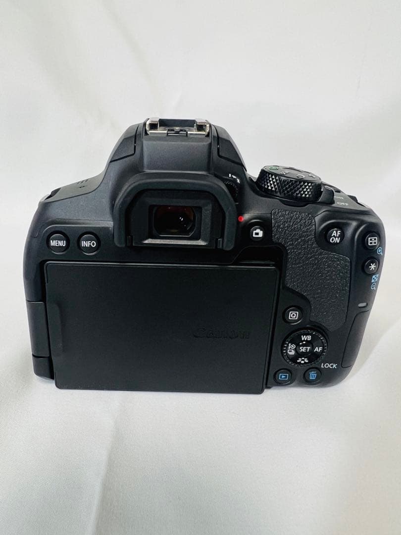 【美品】Canon EOS Kiss X10i ボディ 管理：#CAM001