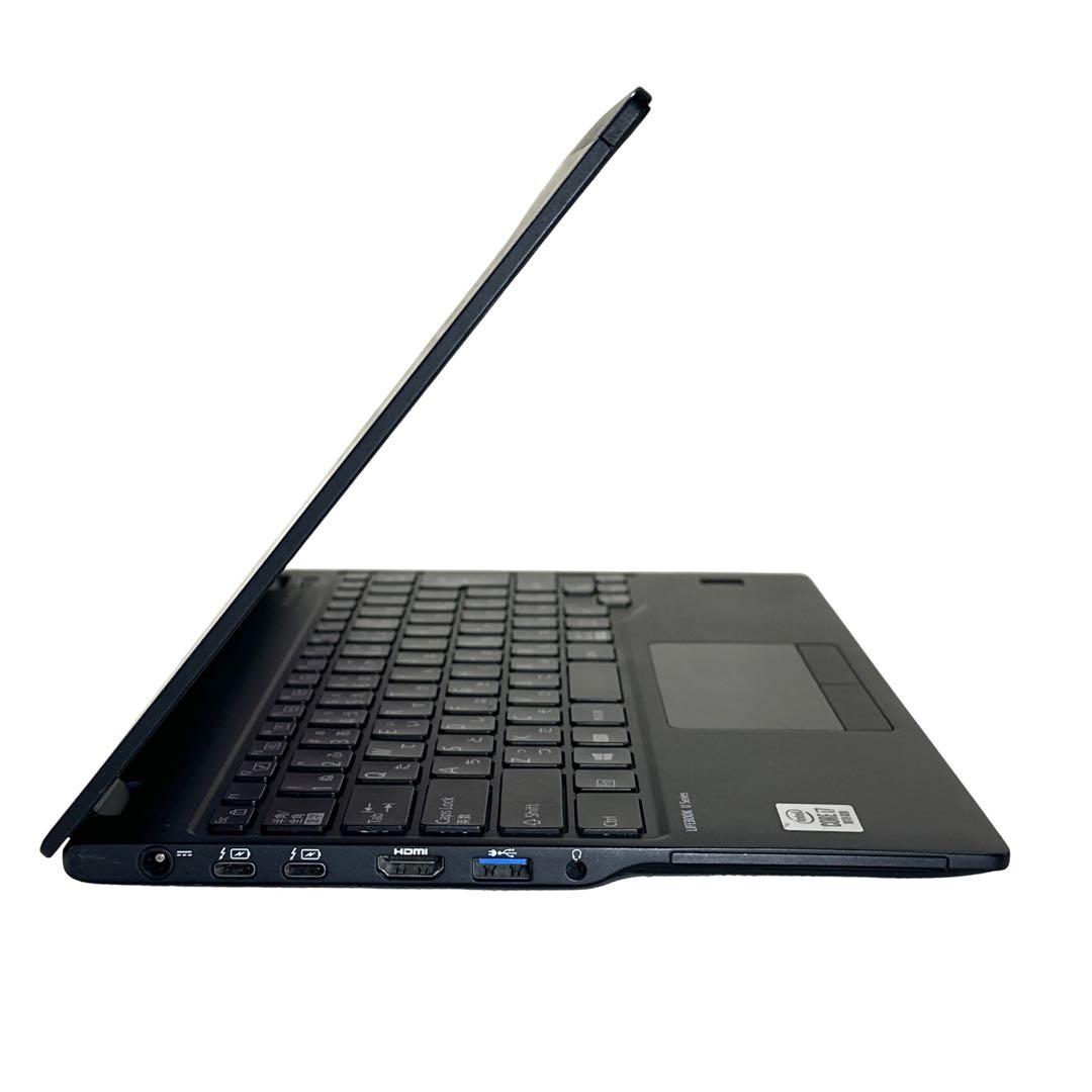 富士通 【超軽量777g★i7第10世代／16GB】美品ノートパソコン 606
