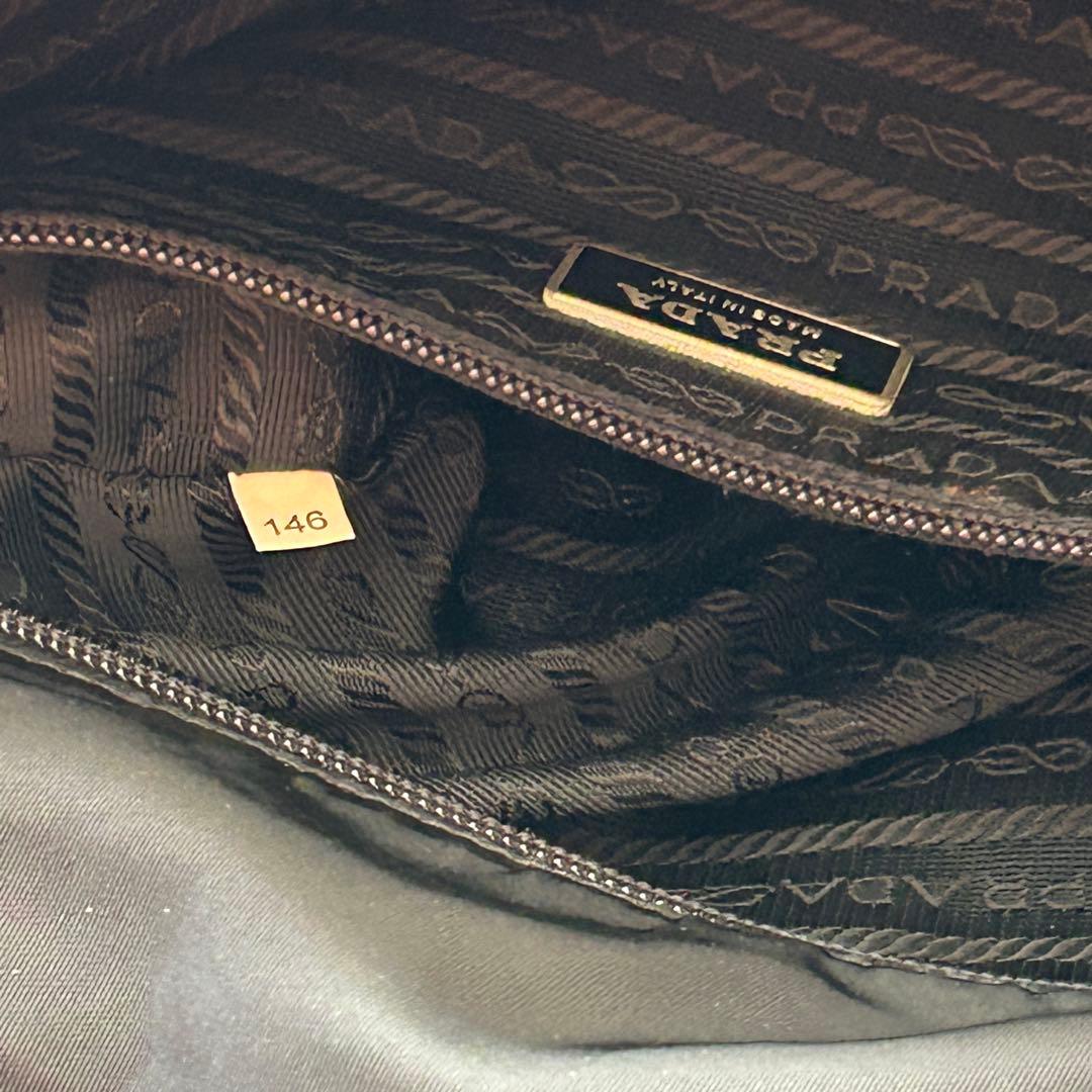 PRADA プラダ メッセンジャーバッグ ナイロン 黒