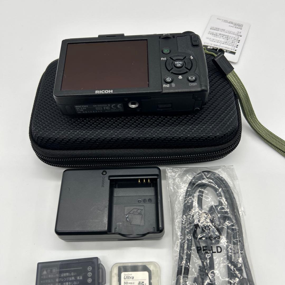 GR DIGITAL Ⅲ RICOHコンパクトカメラ