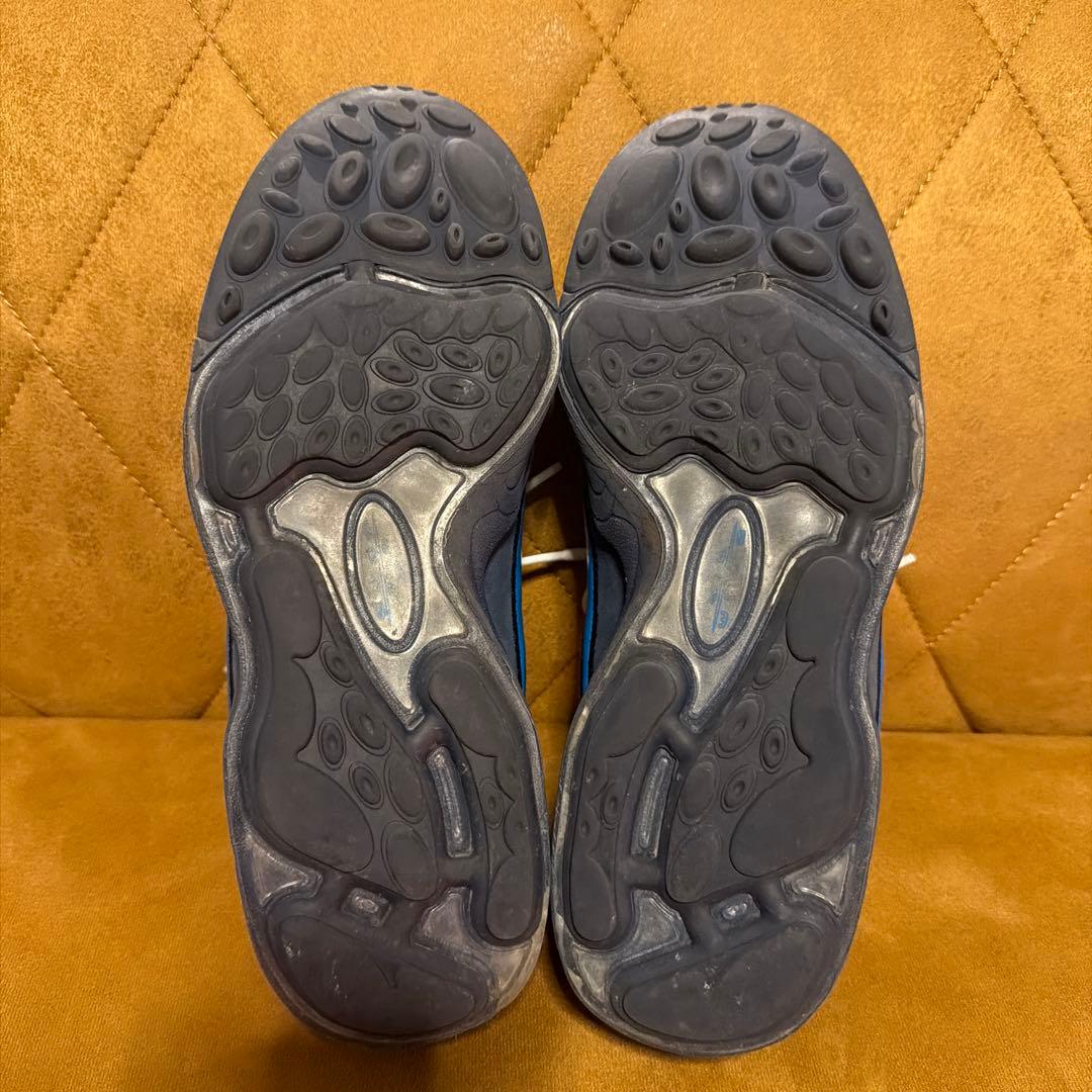 靴 Nike air zoom spiridon stash