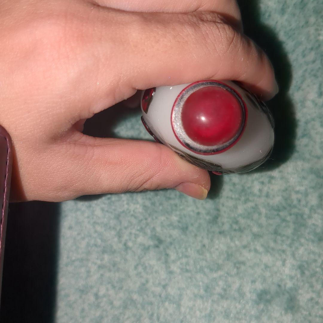 鼻煙壺　二色被せ（多色套料）獅子