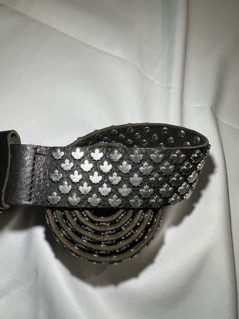 DSQUARED2 レザースタッズベルト