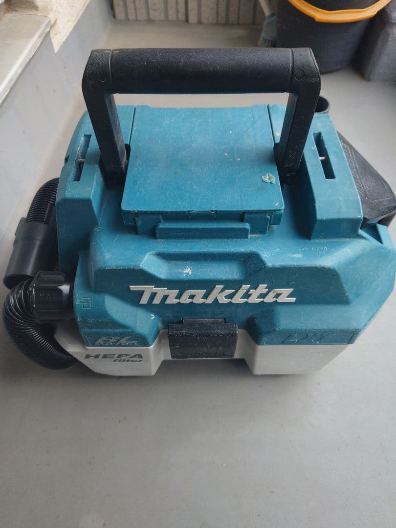 Makita　業務用充電式集じん機　VC750D 18V