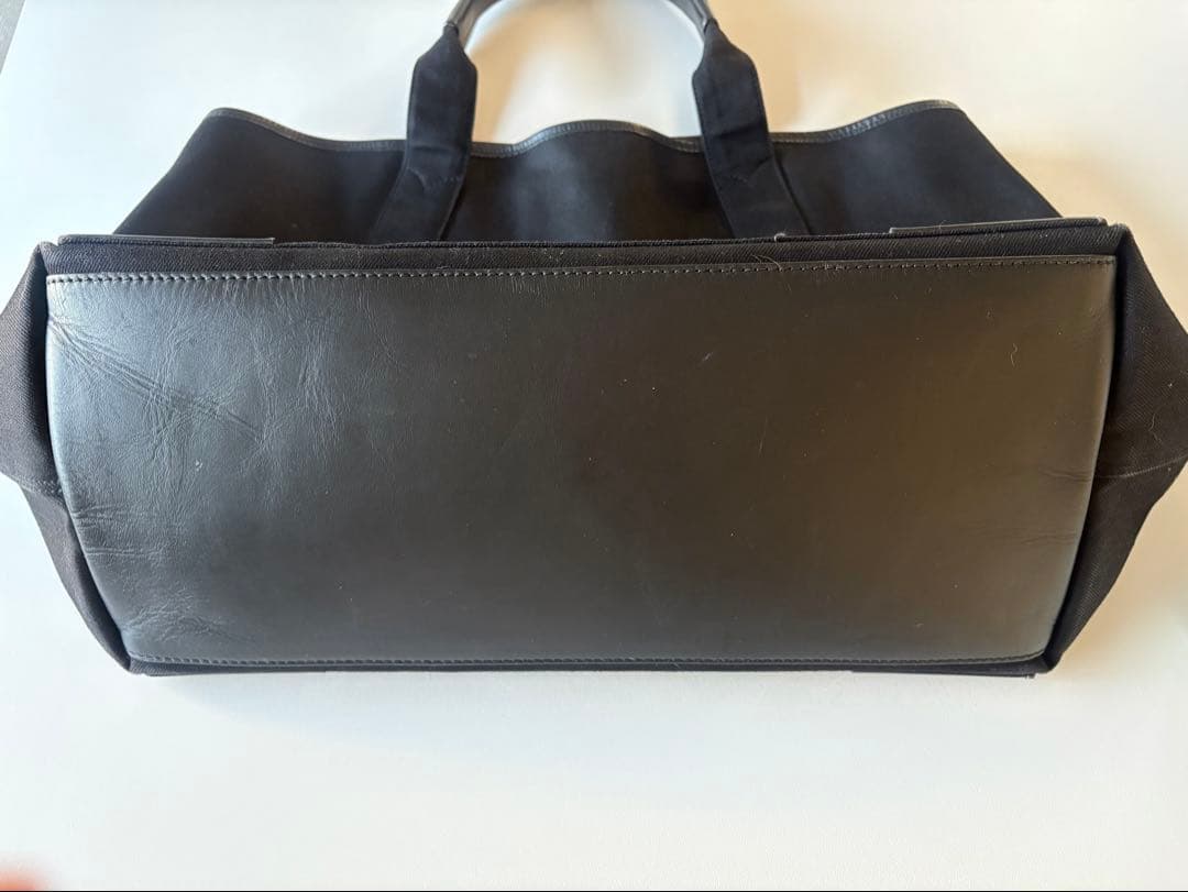 大きいサイズ　BALENCIAGA ブラック トートバッグ