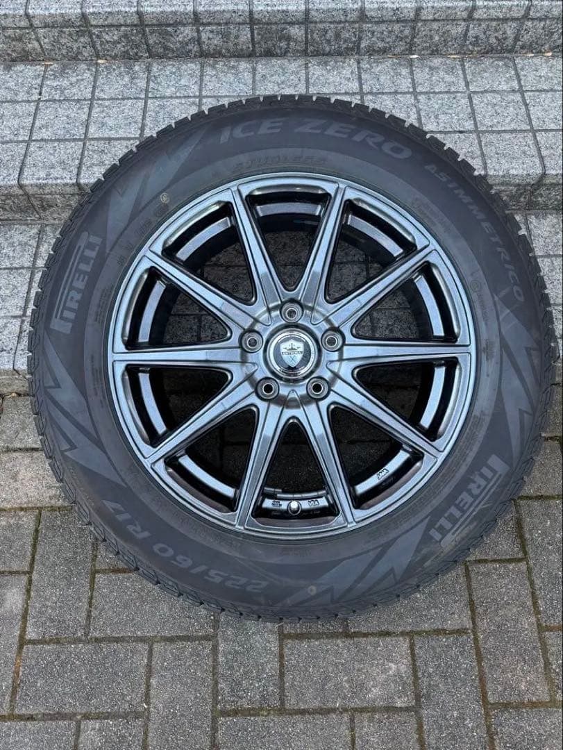 フォレスターSK5 スタッドレスタイヤホイールセット 225/60R17