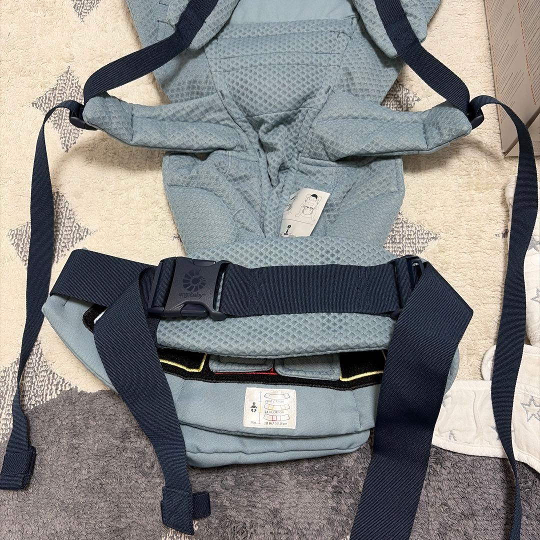 ergobaby OMNI 360 抱っこ紐 汚れ防止スタイ付き