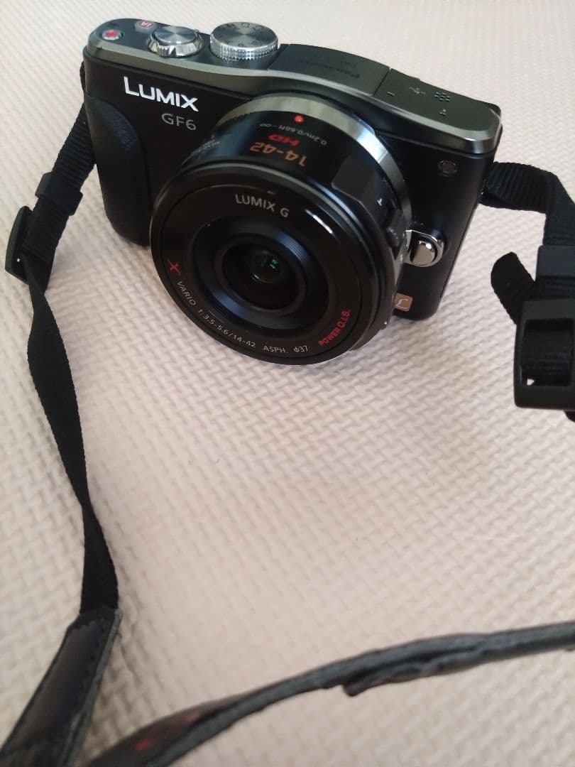 デジタルカメラ Panasonic LUMIX DMC-GF6X