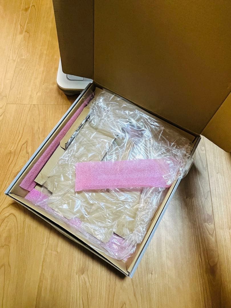 ほぼ新品　OMRON KaradaScan 体脂肪計 HBF-375