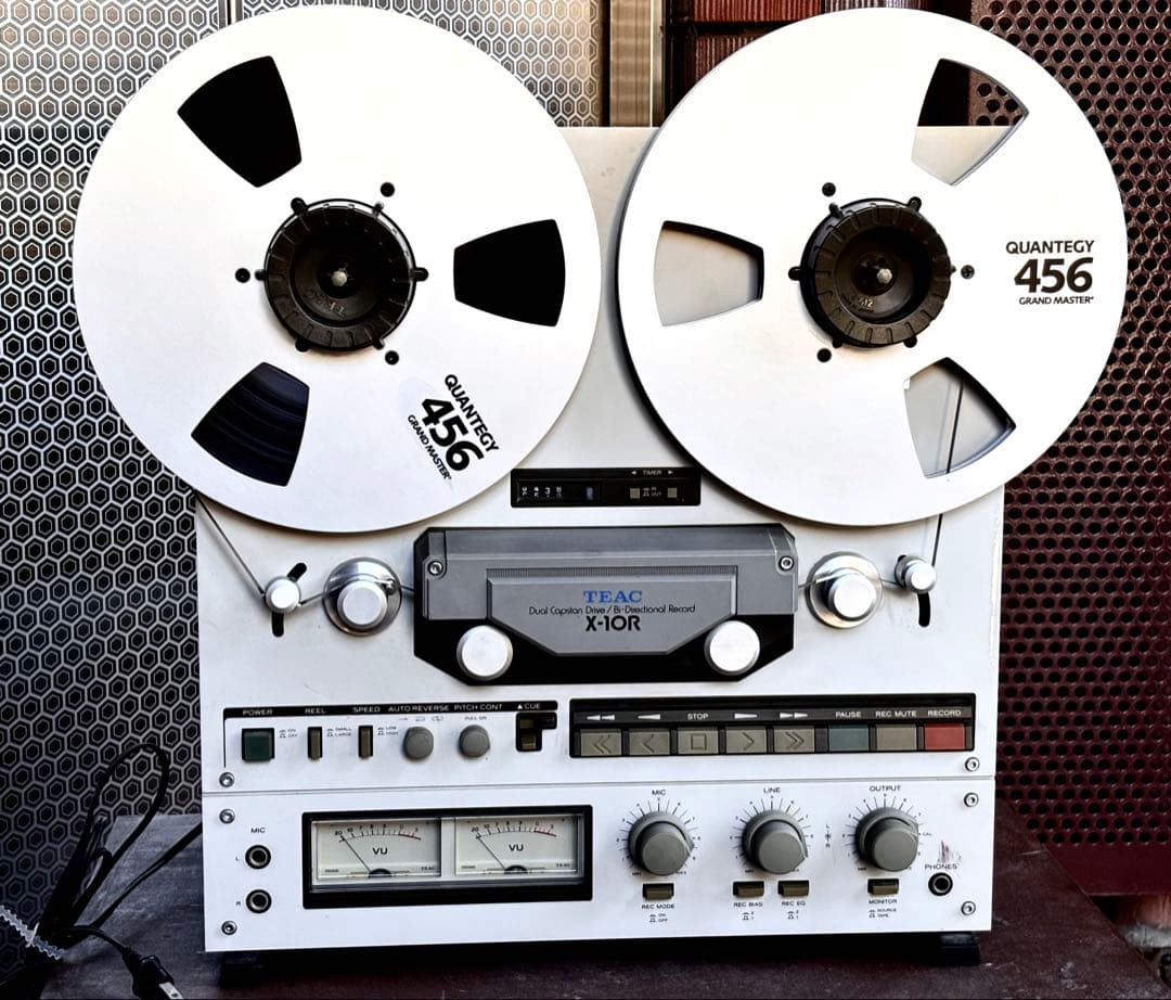 TEAC Ｘ-10R オープンリールデッキ 通電確認済みメタルリール2本付き