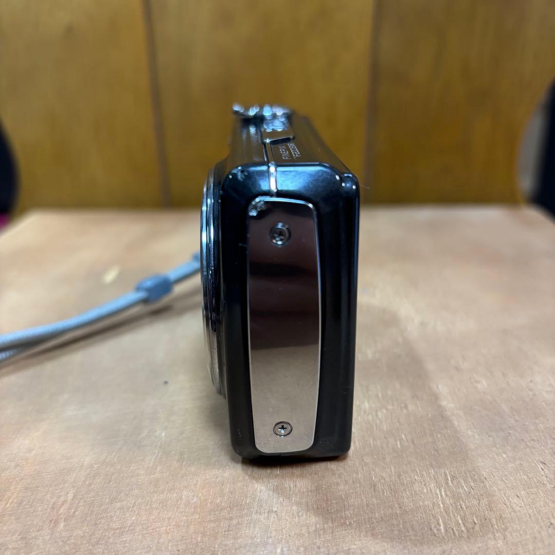 美品完動品FUJIFILM FINEPIX F200EXR デジカメ カメラ