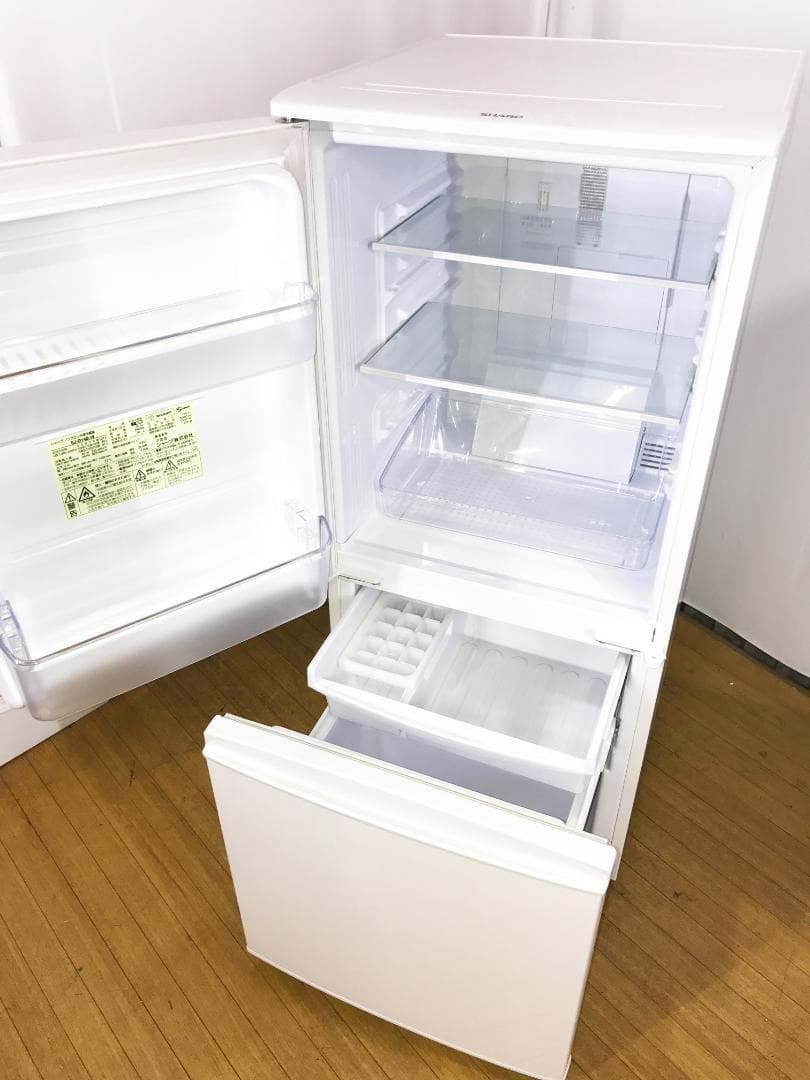 本州外★美品 中古★SHARP 137L 冷蔵庫【SJ-D14A-W】